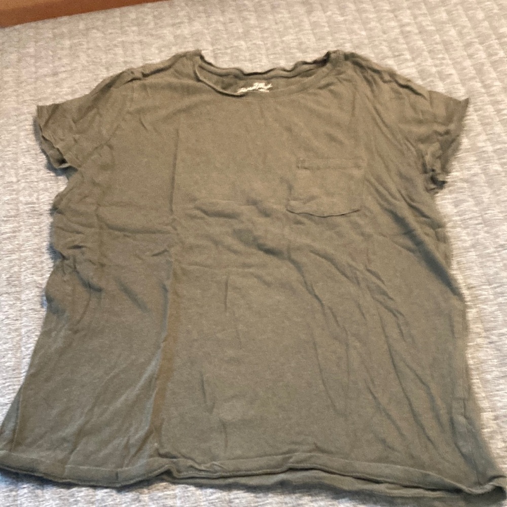 Universal Thread Olive Meriwether Crew Tee